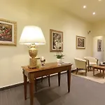 Relais Lavagnini 2*